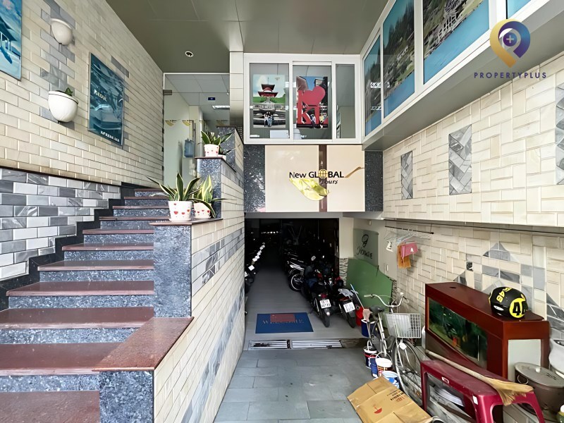 Ghouse Building